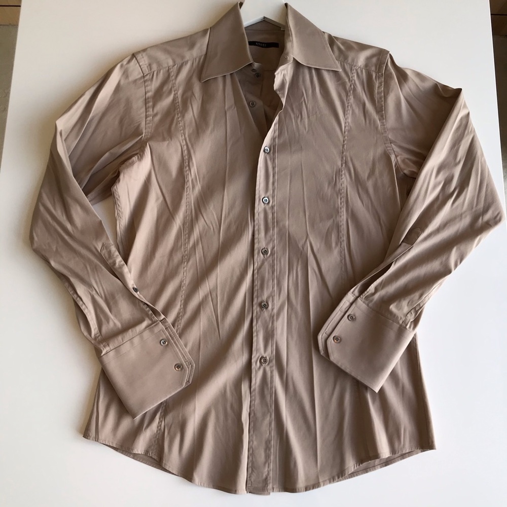 Gucci tan cotton button up size 39 
15 1/2